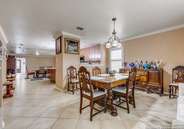 Photo 2 of Single family home for sale at 4723 Stable Holw, San Antonio, TX 78244 | MLS# 1887290 | Listing updated on 2025-12-06
