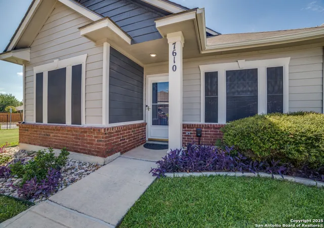 image of 7610 Crown Ledge, San Antonio, TX 78251 | MLS# 1887330