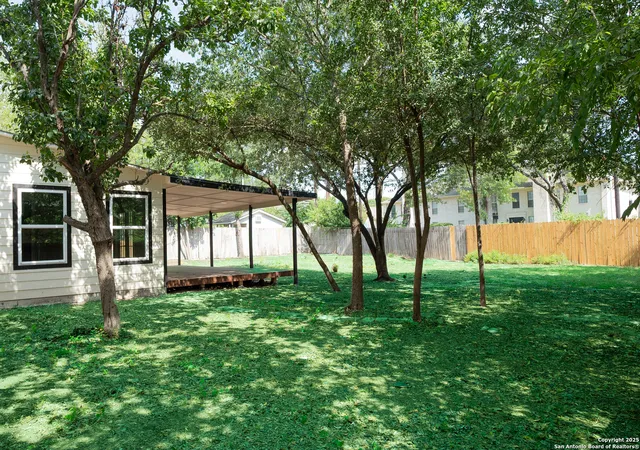 30th image of 221 Larchmont, San Antonio, TX 78209 | MLS# 1887383