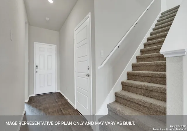 Photo 2 of Sale Pending at 270 Yosemite Dr, Kyle, TX 78640 | MLS# 1887391 | Listing updated on 2025-10-22