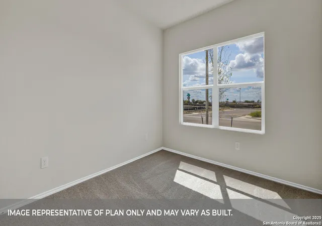 Photo 3 of Sale Pending at 270 Yosemite Dr, Kyle, TX 78640 | MLS# 1887391 | Listing updated on 2025-10-22
