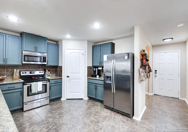 Photo 2 of Sale Pending at 7027 Aphrodite Mist, San Antonio, TX 78252 | MLS# 1887393 | Listing updated on 2025-10-20