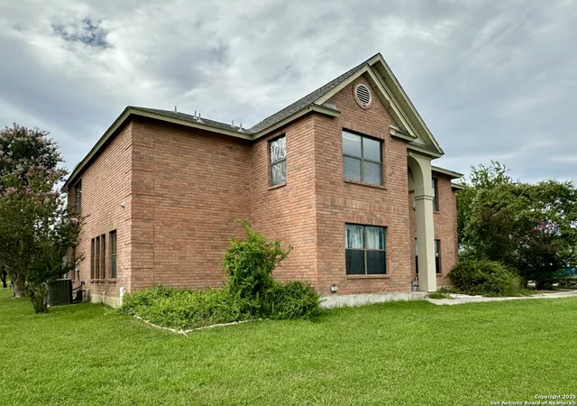 Photo 4 of Sale Pending at 2321 Green Valley, Cibolo, TX 78108 | MLS# 1887410 | Listing updated on 2026-02-26