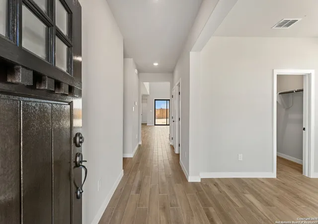 Photo 2 of Single family home for sale at 16619 Rosemary Ridge, Elmendorf, TX 78112 | MLS# 1887414 | Listing updated on 2025-09-29