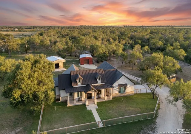 1st image of 976 County Road 7718, Devine, TX 78016 | MLS# 1887467