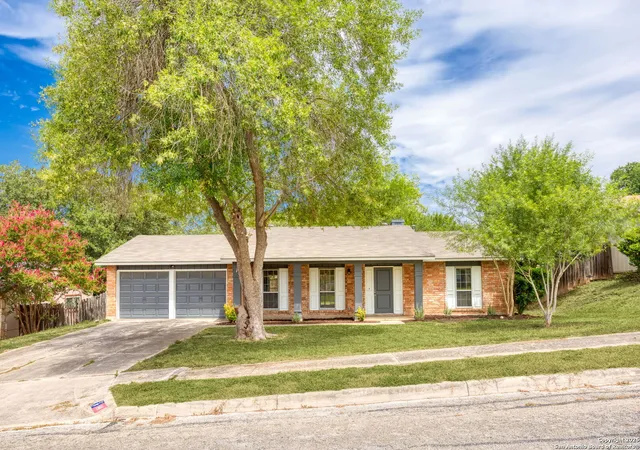 Photo 1 of Single family home for sale at 144 Fort Wayne, Universal City, TX 78148 | MLS# 1887523 | Listing updated on 2025-09-11
