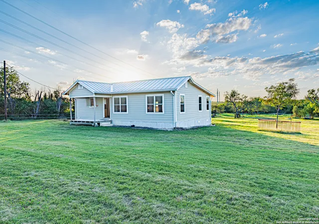 4th image of 3983 Weil, Marion, TX 78124 | MLS# 1887587