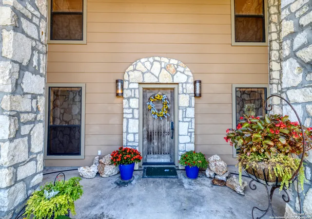 4th image of 4983 Ranch Road 1051, Uvalde, TX 78801 | MLS# 1887595