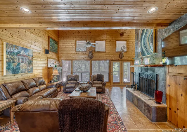 5th image of 4983 Ranch Road 1051, Uvalde, TX 78801 | MLS# 1887595