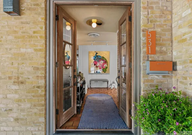 4th image of 531 Elmhurst Ave, San Antonio, TX 78209 | MLS# 1887613