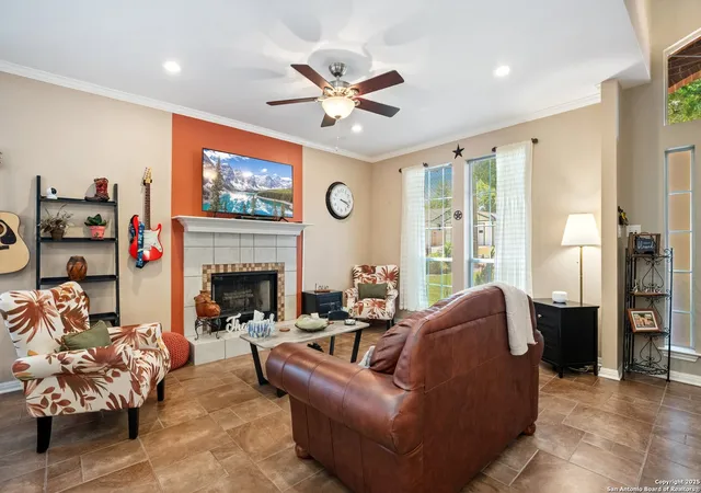 Photo 3 of Single family home for sale at 102 Elm Hill Ct, San Marcos, TX 78666 | MLS# 1887741 | Listing updated on 2025-10-24
