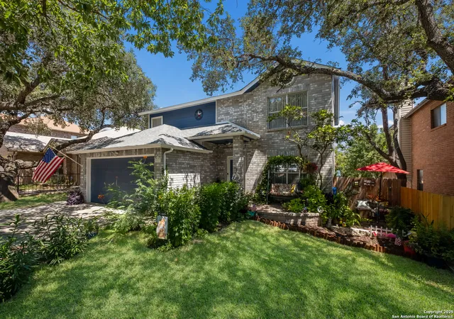 Photo 3 of Sale Pending at 9517 Cantura Crst, San Antonio, TX 78250 | MLS# 1887785 | Listing updated on 2025-11-08