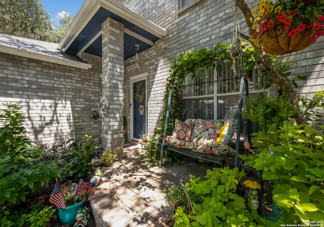 Photo 3 of Sale Pending at 9517 Cantura Crst, San Antonio, TX 78250 | MLS# 1887785 | Listing updated on 2025-11-08