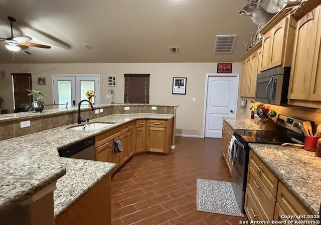 4th image of 5476 Us Hwy 90, Uvalde, TX 78801 | MLS# 1887818