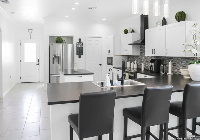 Photo 4 of Single family home for sale at 3163 Fm 2504, Poteet, TX 78065 | MLS# 1887847 | Listing updated on 2026-02-18