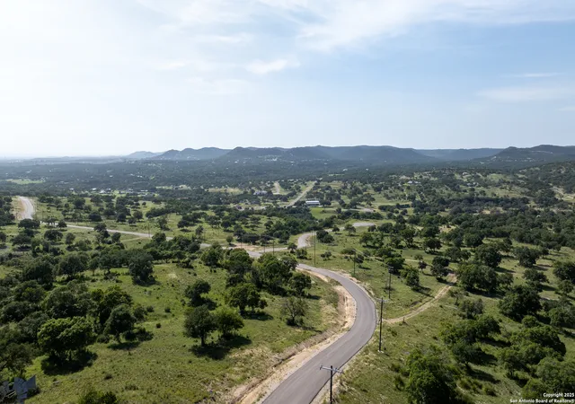 6th image of 5? Ac Red Stag Lane, Pipe Creek, TX 78063 | MLS# 1887858