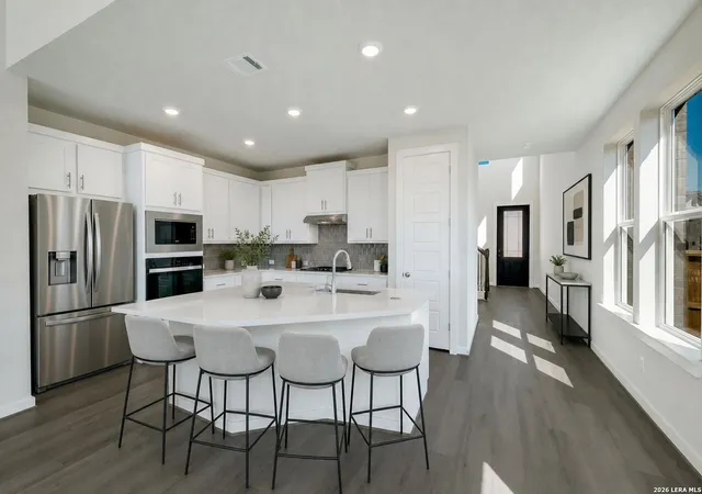 2nd image of 524 Foxbrook Way, Cibolo, TX 78108 | MLS# 1887873