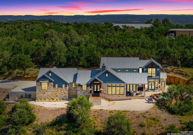 Photo 3 of Mansion for sale at 1023 Comanche Rdg, New Braunfels, TX 78132 | MLS# 1887918 | Listing updated on 2026-08-21
