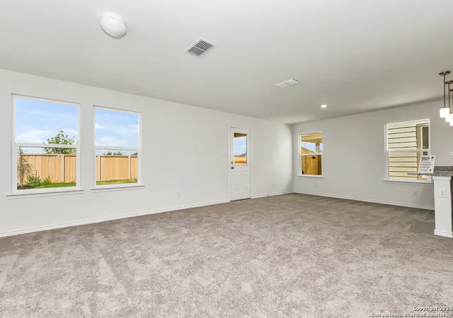 Photo 3 of Sale Pending at 9451 Platte Pl, San Antonio, TX 78221 | MLS# 1887928 | Listing updated on 2025-11-10