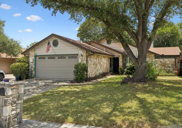 Photo 1 of Sale Pending at 12038 Vista Nogal, San Antonio, TX 78213 | MLS# 1887934 | Listing updated on 2025-10-17