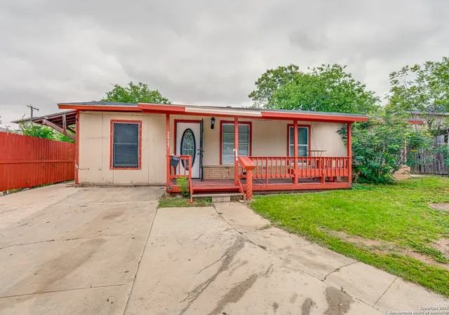 Photo 3 of Sale Pending at 2927 Lasses, San Antonio, TX 78223 | MLS# 1888077 | Listing updated on 2025-10-07