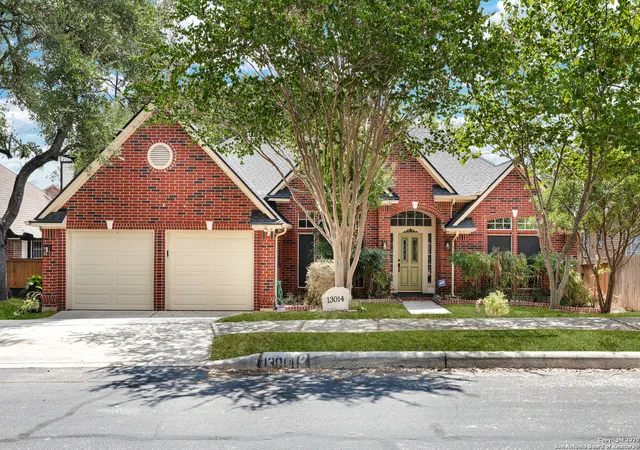 Photo 2 of Sale Pending at 13014 Rambling Oak, San Antonio, TX 78232 | MLS# 1888098 | Listing updated on 2025-12-06