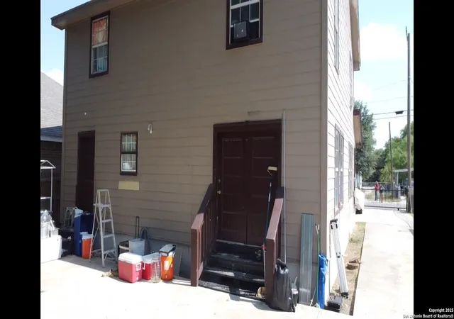 Photo 4 of Single family home for sale at 247 Vincent, San Antonio, TX 78211 | MLS# 1888160 | Listing updated on 2025-11-28