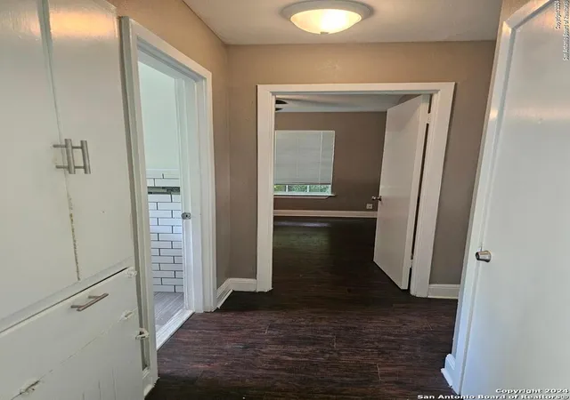 4th image of 303 Pilgrim Dr, San Antonio, TX 78213 | MLS# 1888172