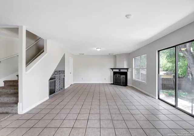 Photo 4 of Sale Pending at 4403 Sherwood Way, San Antonio, TX 78217 | MLS# 1888176 | Listing updated on 2025-08-30