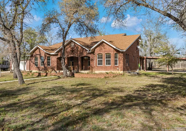 4th image of 205 County Road 7721, Natalia, TX 78059 | MLS# 1888197