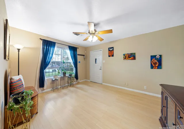 4th image of 5622 Rushhill St, San Antonio, TX 78228 | MLS# 1888198