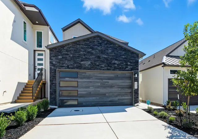 Photo 2 of Sale Pending at 20675 Huebner Rd Unit 522, San Antonio, TX 78258 | MLS# 1888200 | Listing updated on 2026-03-09