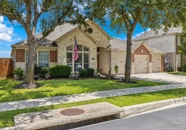 Photo 3 of Single family home for sale at 3035 Mustang Meadow, Seguin, TX 78155 | MLS# 1888208 | Listing updated on 2026-07-30