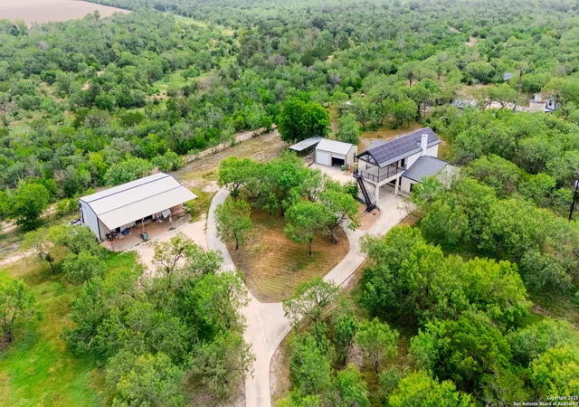 Photo 3 of Sale Pending at 1851 County Rd 381, San Antonio, TX 78253 | MLS# 1888268 | Listing updated on 2025-10-14