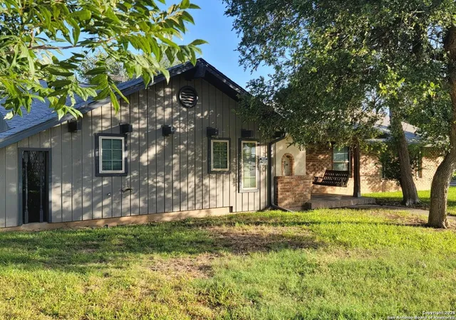 Photo 4 of Sale Pending at 3159 Missile, San Antonio, TX 78217 | MLS# 1888278 | Listing updated on 2026-01-11