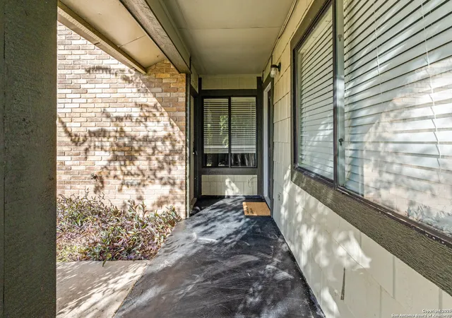 Photo 3 of Single family home for sale at 5567 Kissing Oak, San Antonio, TX 78247 | MLS# 1888282 | Listing updated on 2025-11-02