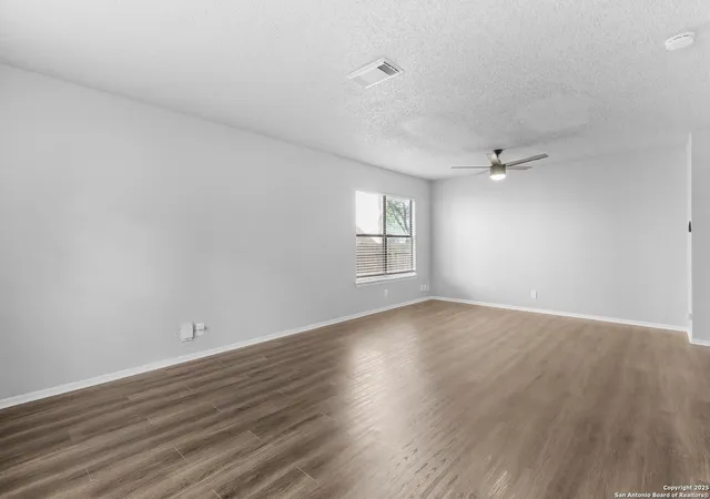 Photo 4 of Sale Pending at 9811 Kelton, San Antonio, TX 78250 | MLS# 1888302 | Listing updated on 2026-01-26
