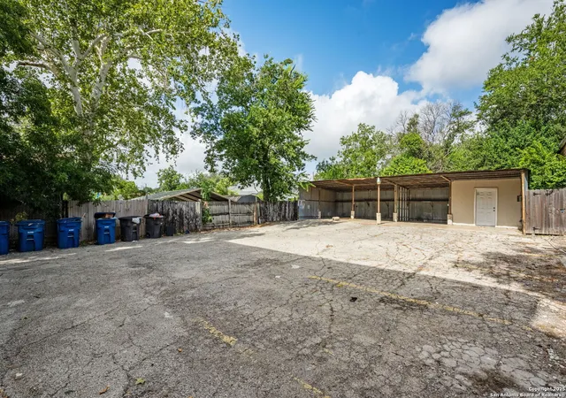 Homes for sale in San Antonio, TX | 215 Blanco Road, San Antonio, TX 78212 | MLS# 1888438