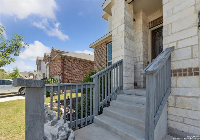 Photo 3 of Sale Pending at 7506 Cvs Way, San Antonio, TX 78250 | MLS# 1888479 | Listing updated on 2025-09-16