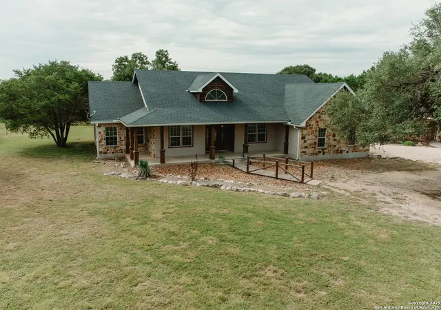 3rd image of 1098 Lone Oak, New Braunfels, TX 78132 | MLS# 1888528