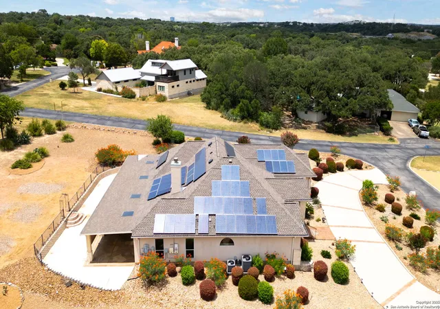 Photo 3 of Sale Pending at 15910 Robles Nuevo, San Antonio, TX 78232 | MLS# 1888531 | Listing updated on 2025-09-28