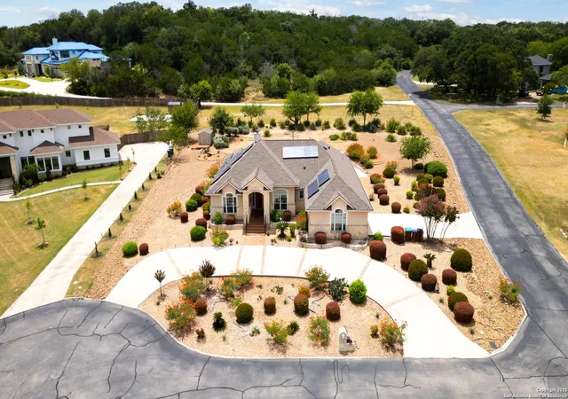 Photo 4 of Sale Pending at 15910 Robles Nuevo, San Antonio, TX 78232 | MLS# 1888531 | Listing updated on 2025-09-28