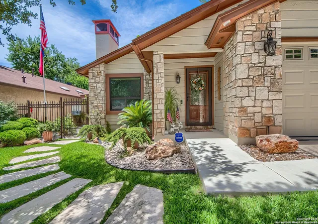 Photo 2 of Sale Pending at 4311 Putting Green, San Antonio, TX 78217 | MLS# 1888548 | Listing updated on 2025-10-02