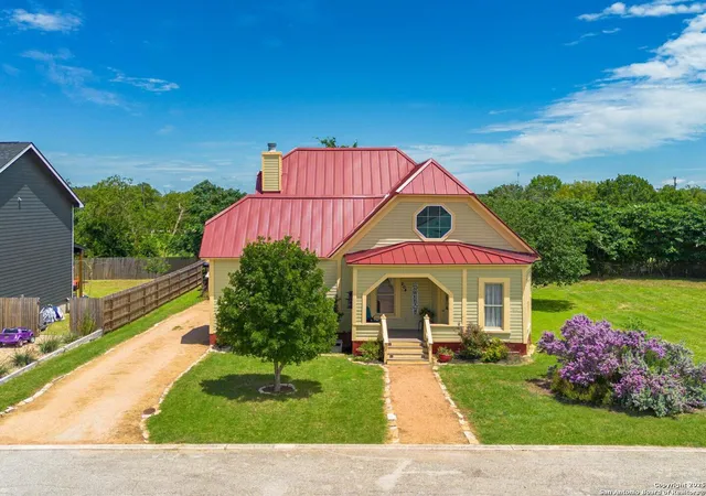Photo 1 of Single family home for sale at 204 Prim Rose, Blanco, TX 78606 | MLS# 1888550 | Listing updated on 2025-11-22