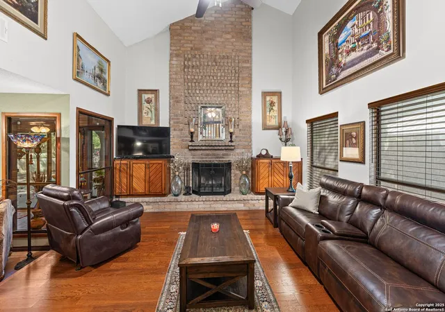 Photo 4 of Sale Pending at 3303 Trailway Park St, San Antonio, TX 78247 | MLS# 1888573 | Listing updated on 2025-09-08
