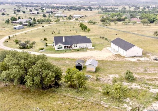 Photo 3 of Single family home for sale at 187 Tracks, Center Point, TX 78010 | MLS# 1888652 | Listing updated on 2026-06-01