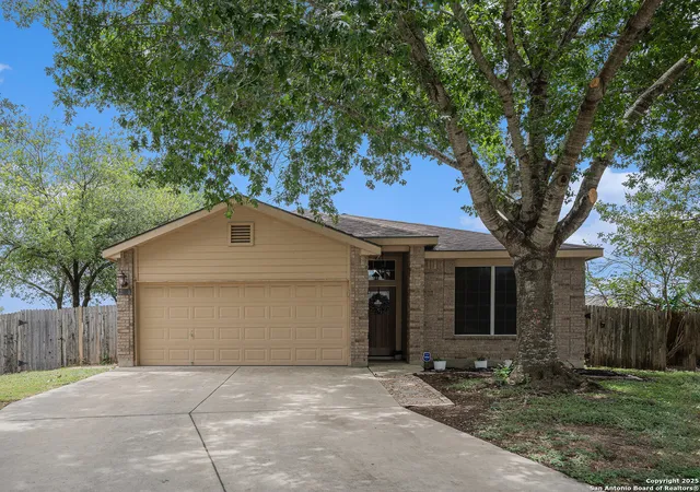 Photo 2 of Sale Pending at 100 Westerly, Cibolo, TX 78108 | MLS# 1888665 | Listing updated on 2025-08-23