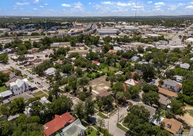 5th image of 809 W Poplar, San Antonio, TX 78212 | MLS# 1888732