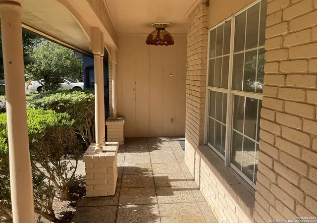 Photo 4 of Sale Pending at 11615 Whisper Valley, San Antonio, TX 78230 | MLS# 1888737 | Listing updated on 2026-01-24