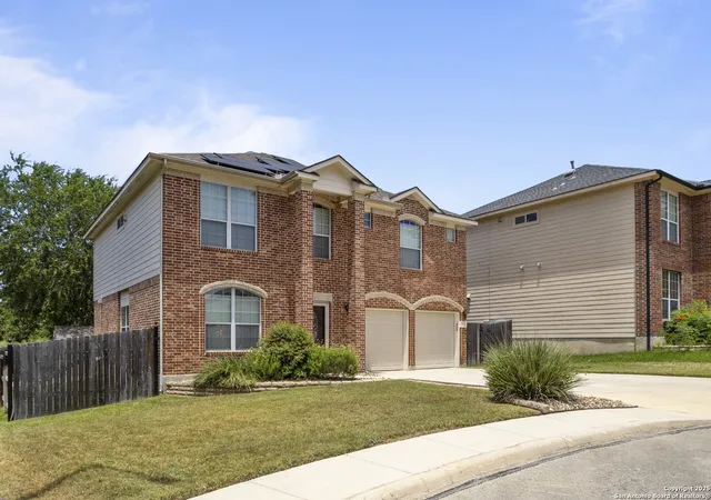 Photo 3 of Sale Pending at 9515 Braun Shore, San Antonio, TX 78250 | MLS# 1888794 | Listing updated on 2026-03-04